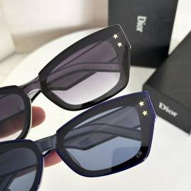 Picture of Dior Sunglasses _SKUfw76198265fw